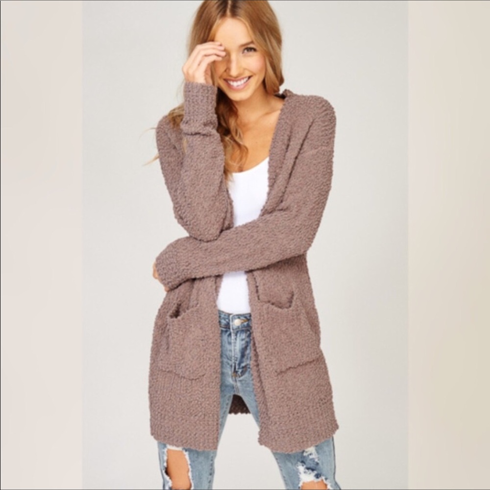 Beautiful super soft mocha cardigan.